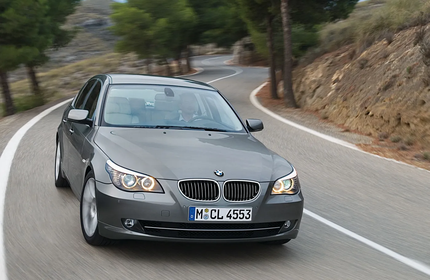 4994367-52016-c-bmw.jpg