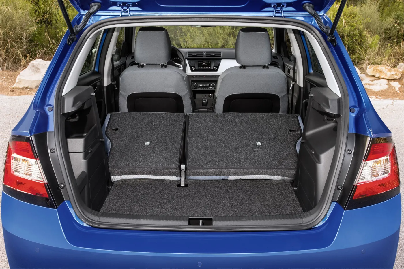6886896-skoda-fabia.jpg
