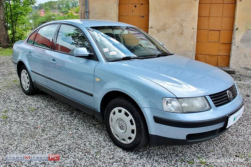 6054527-3-vw-passat.jpg