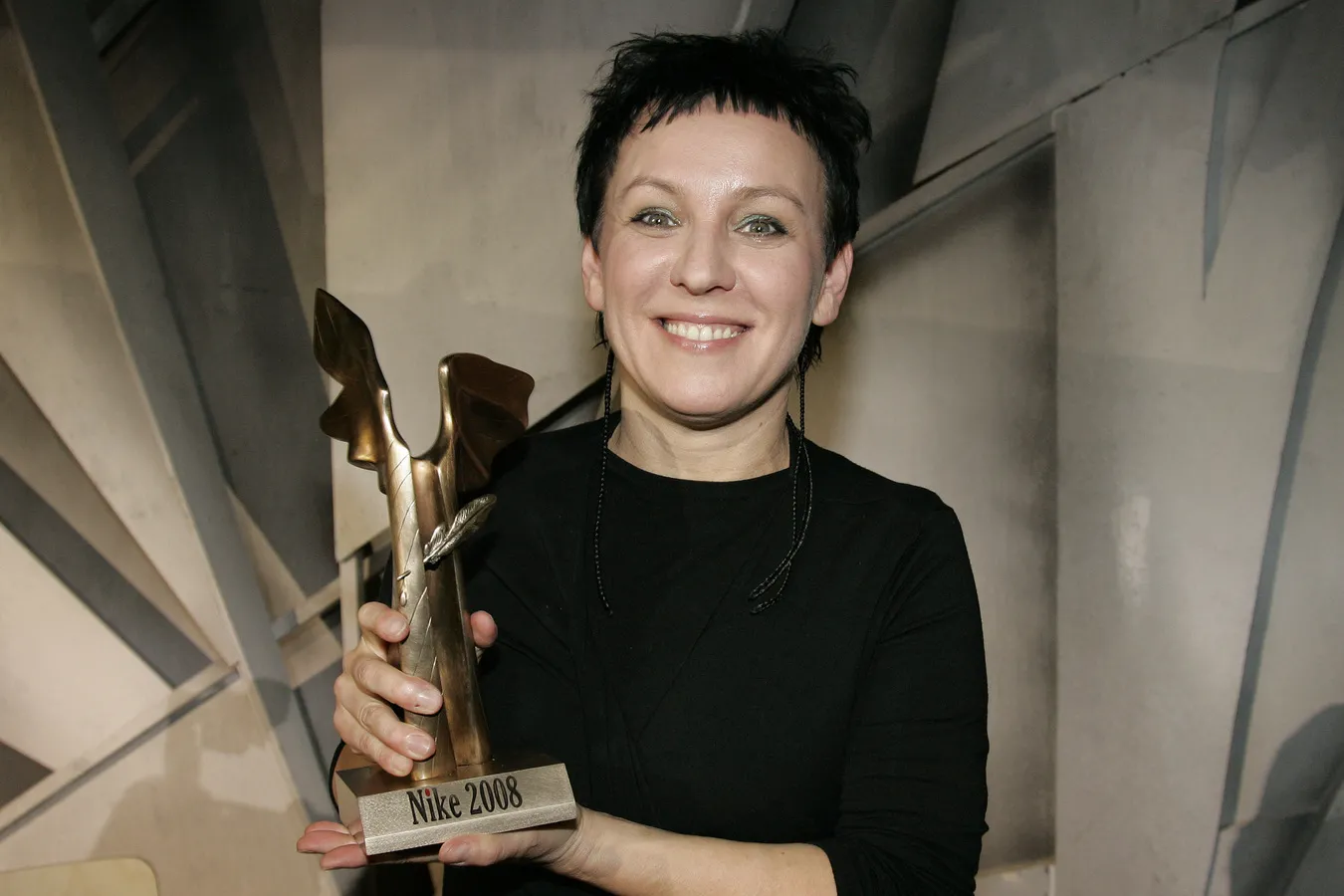 6913417-olga-tokarczuk.jpg