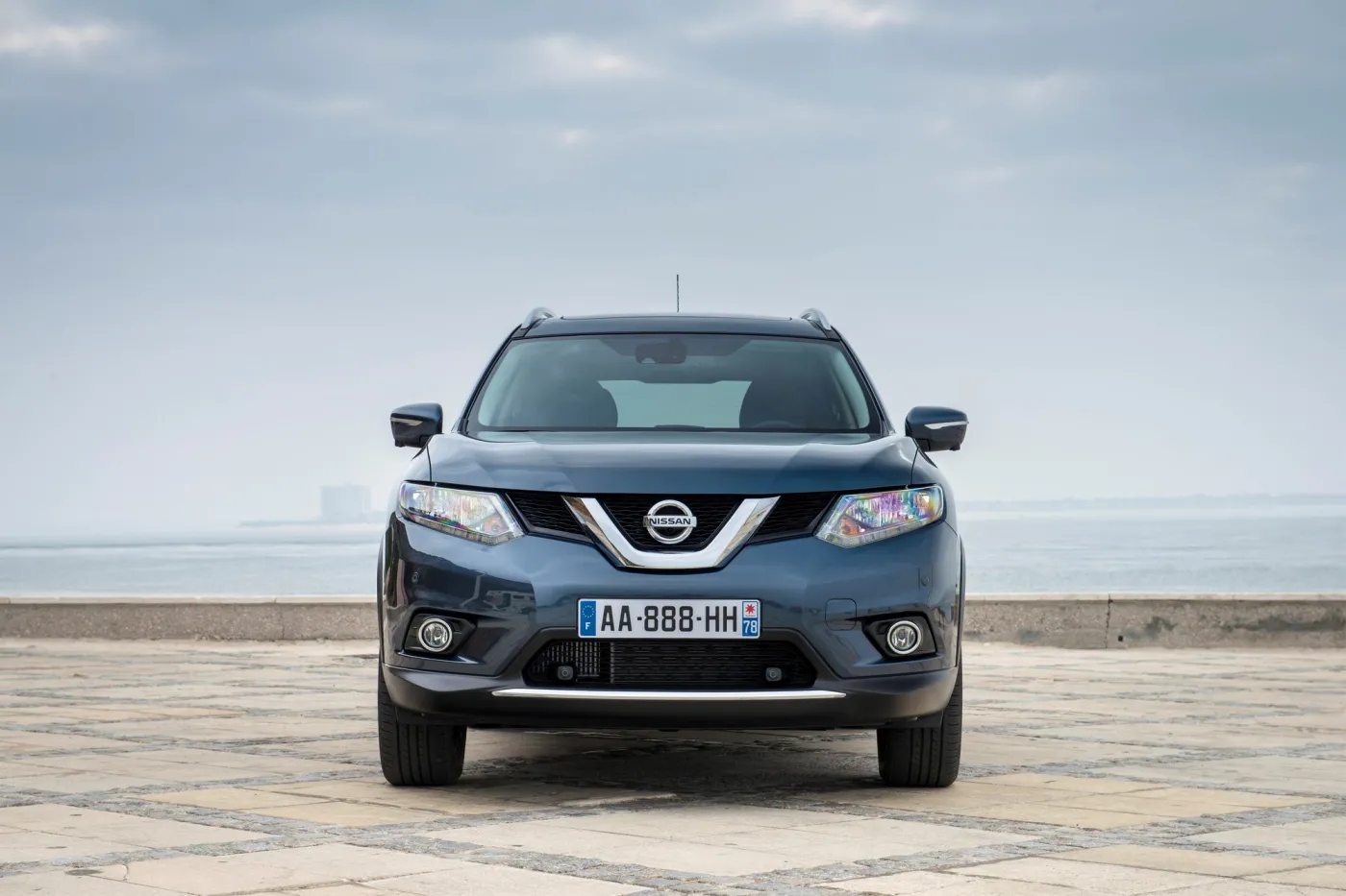 6262839-nissan-x-trail.jpg
