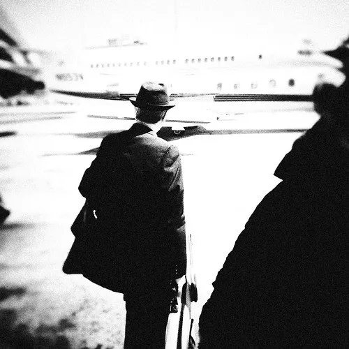 6919485-leonard-cohen.jpg