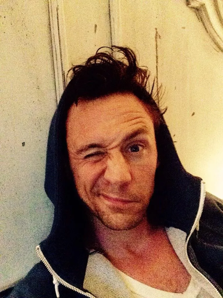 6922263-tom-hiddleston.jpg