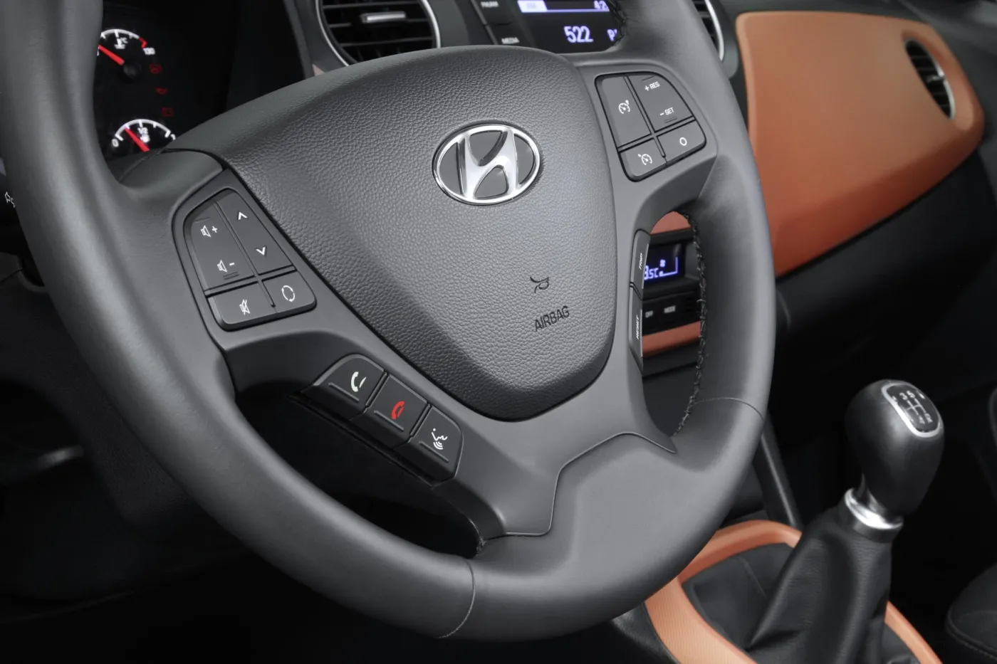 5416237-hyundai-i10.jpg