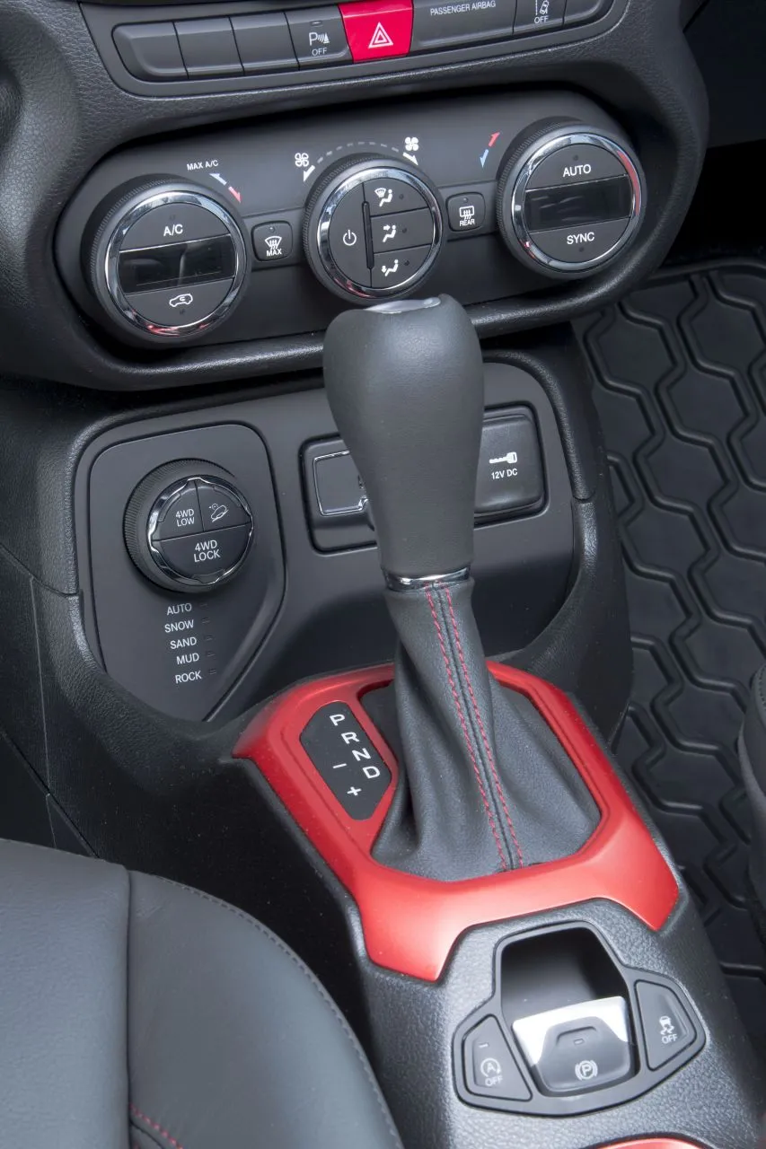 6970009-jeep-renegade.jpg