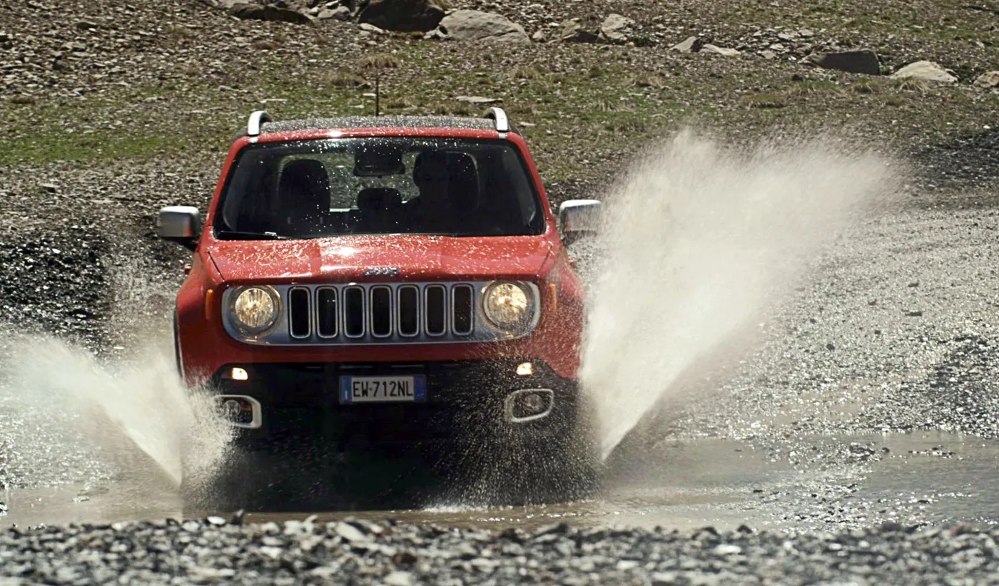 6970323-jeep-renegade.jpg