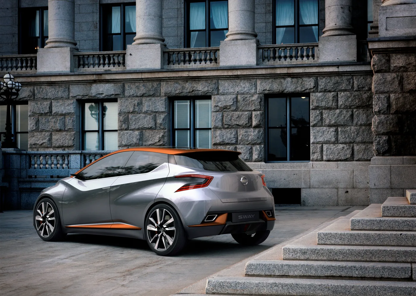 7488699-nissan-sway.jpg