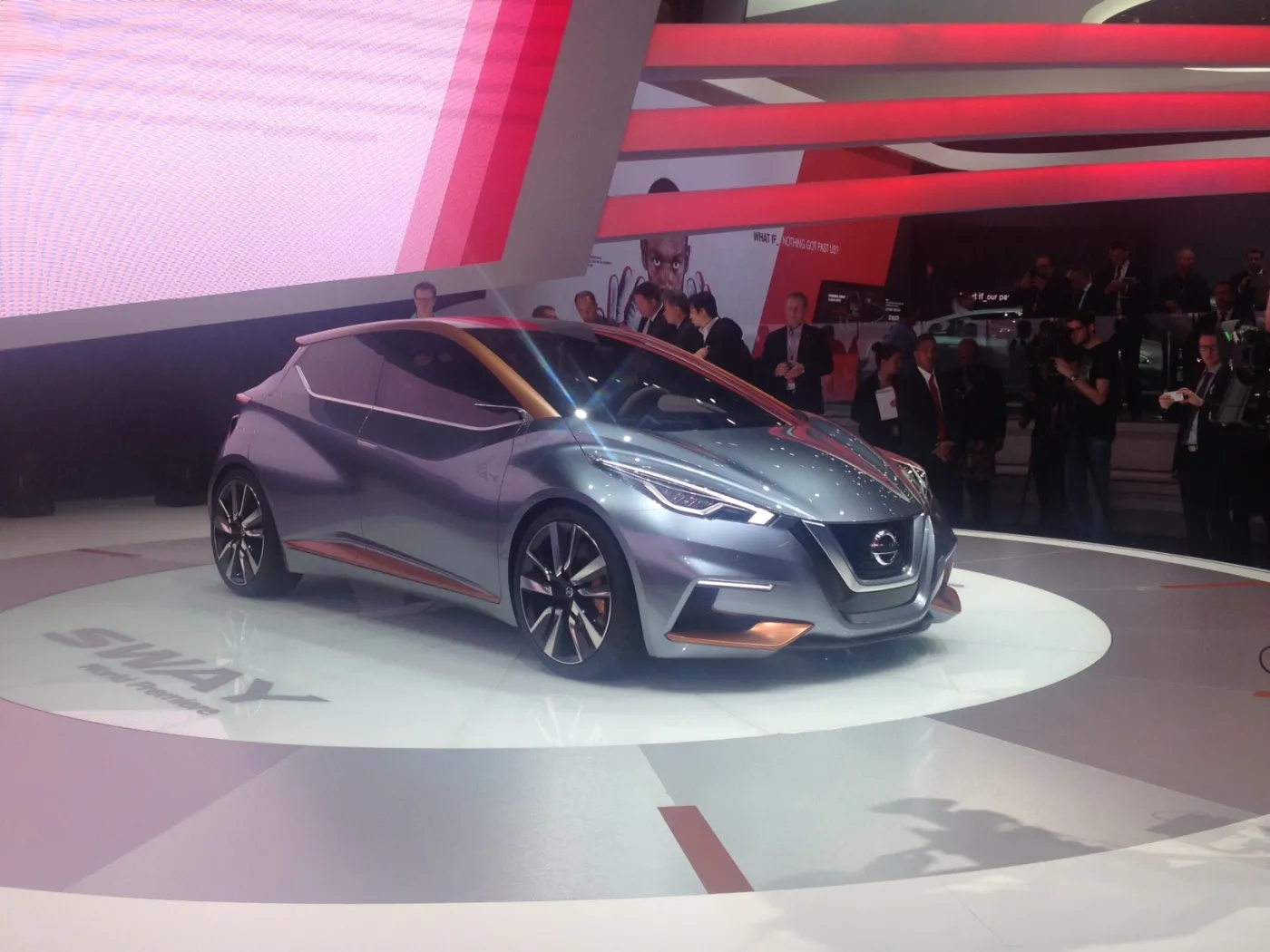 7493834-nissan-sway.jpg