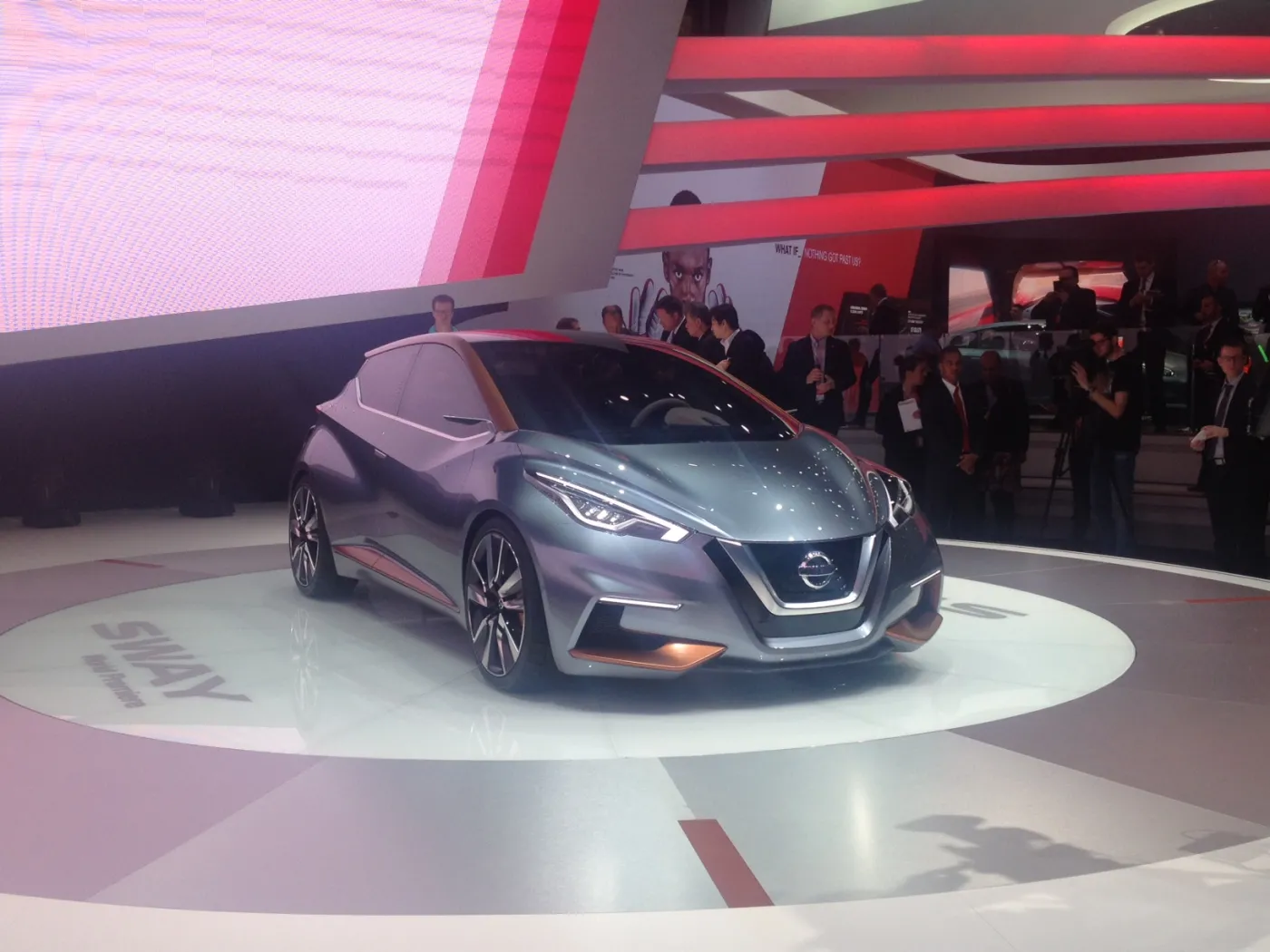 7493863-nissan-sway.jpg