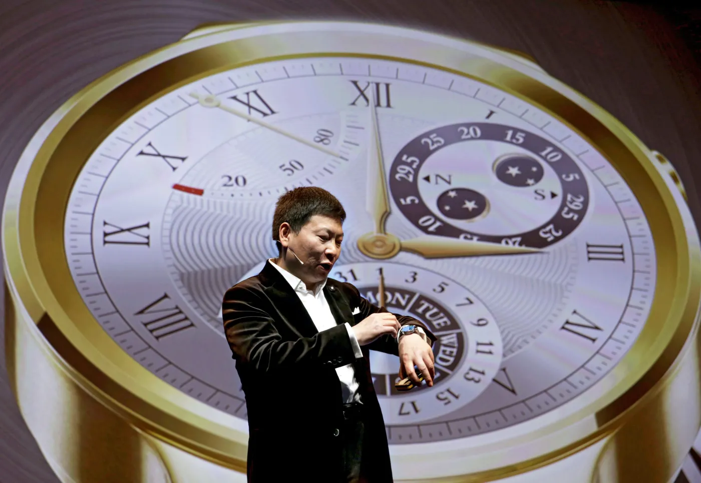 7495191-huawei-watch.jpg