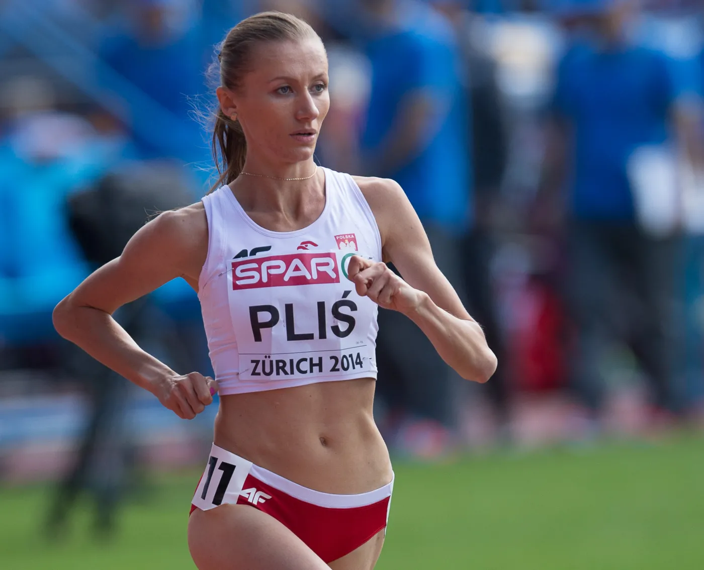 7504501-renata-plis.jpg