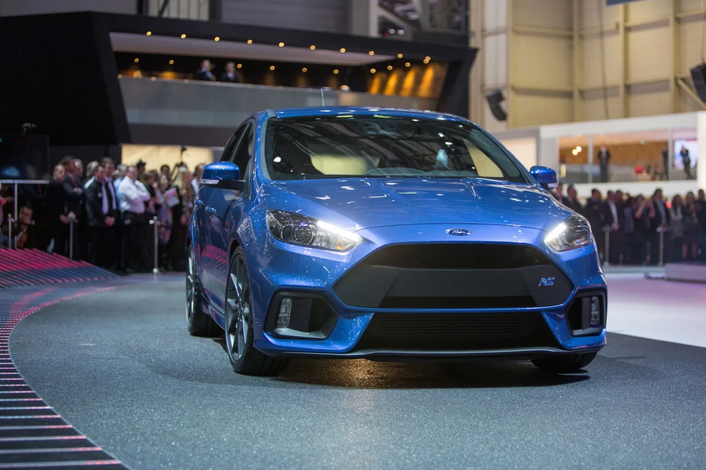 7505768-ford-focus-rs.jpg