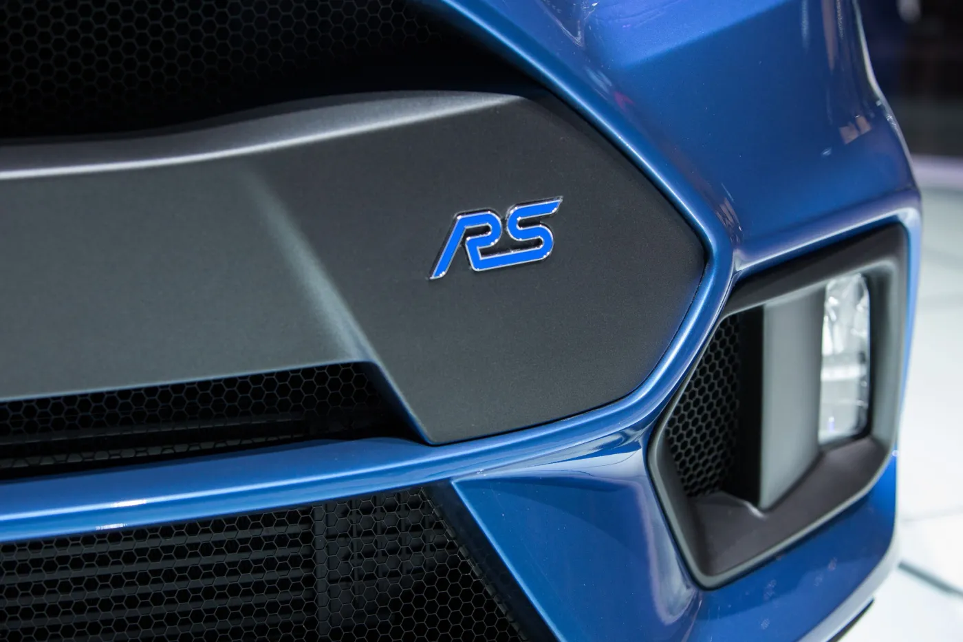 7505855-ford-focus-rs.jpg