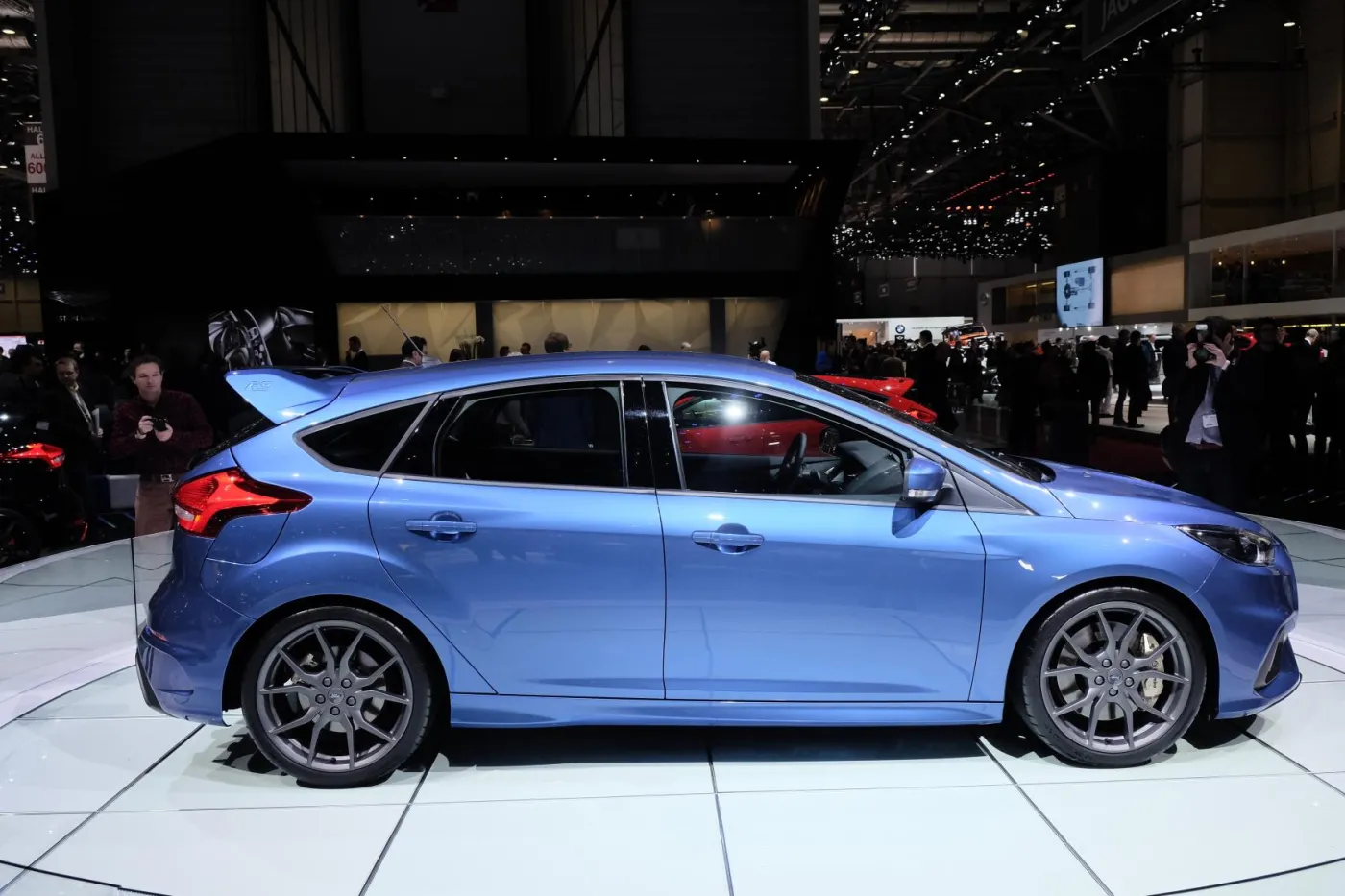 7505884-ford-focus-rs.jpg