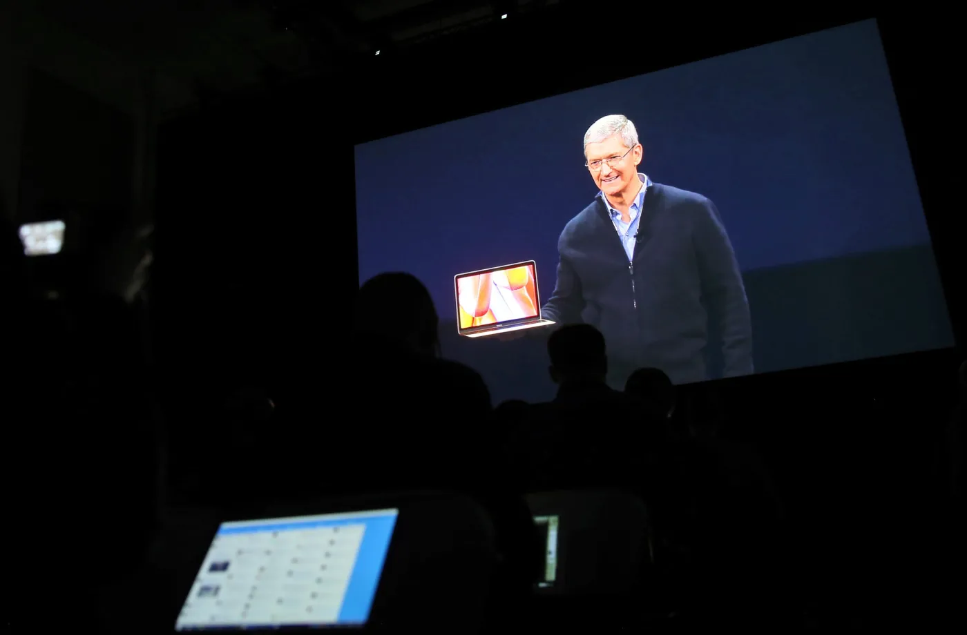 7521499-nowy-macbook.jpg