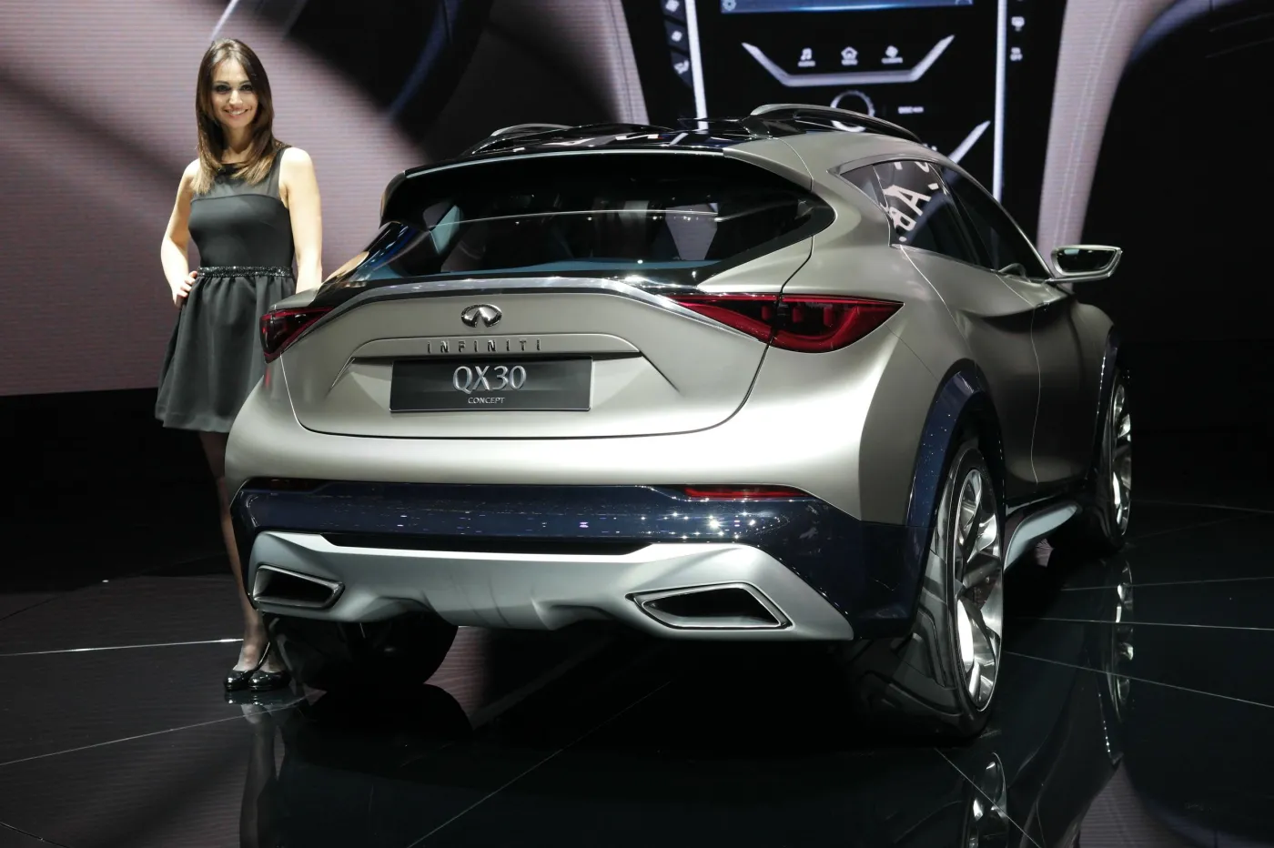 7528179-infiniti-qx30.jpg