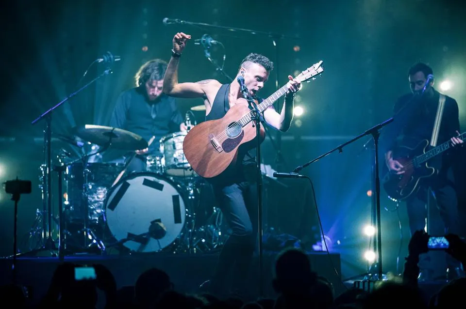 7538298-asaf-avidan.jpg