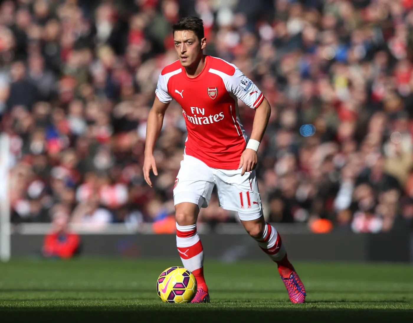 7544571-mesut-oezil.jpg
