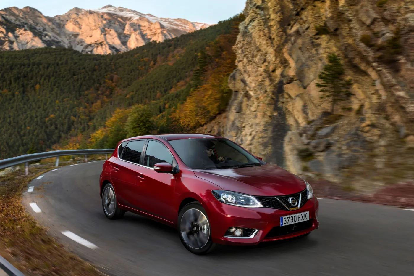 7566319-nissan-pulsar.jpg