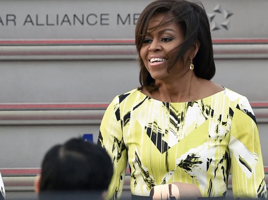 Wpadka! Sukienka zrobiła z Michelle Obamy monstrum