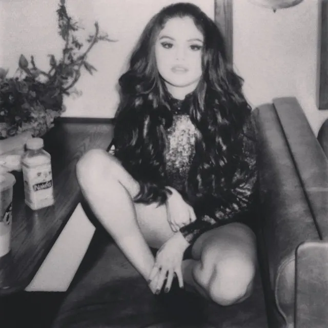 7569682-selena-gomez.jpg