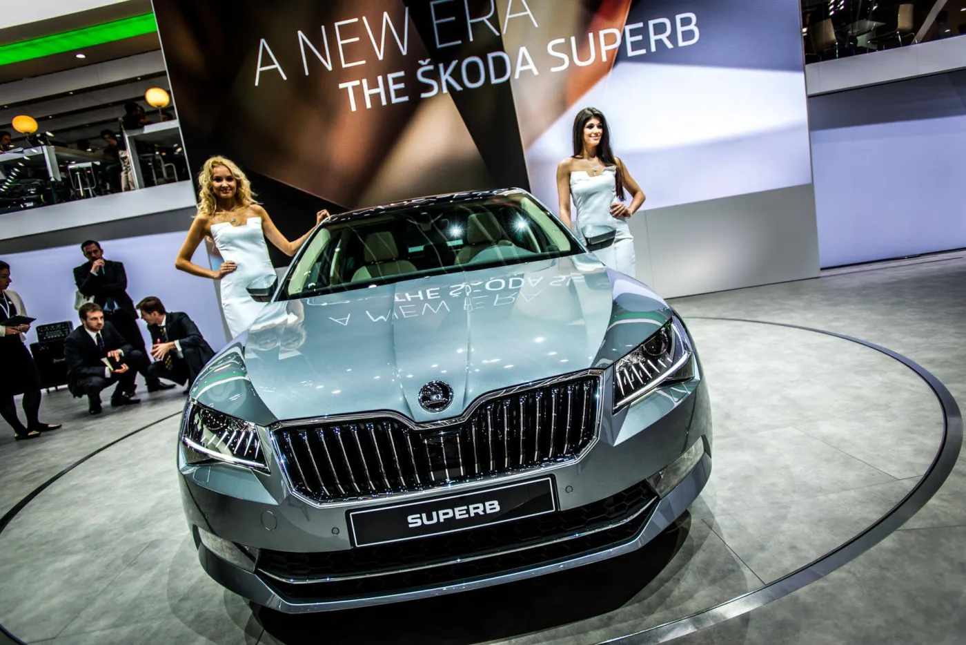 7574262-skoda-superb.jpg
