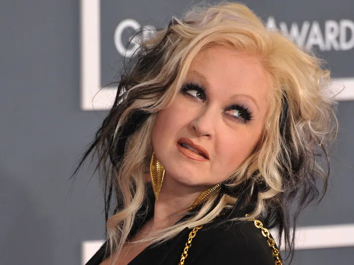 Cyndi Lauper ma dość seksu