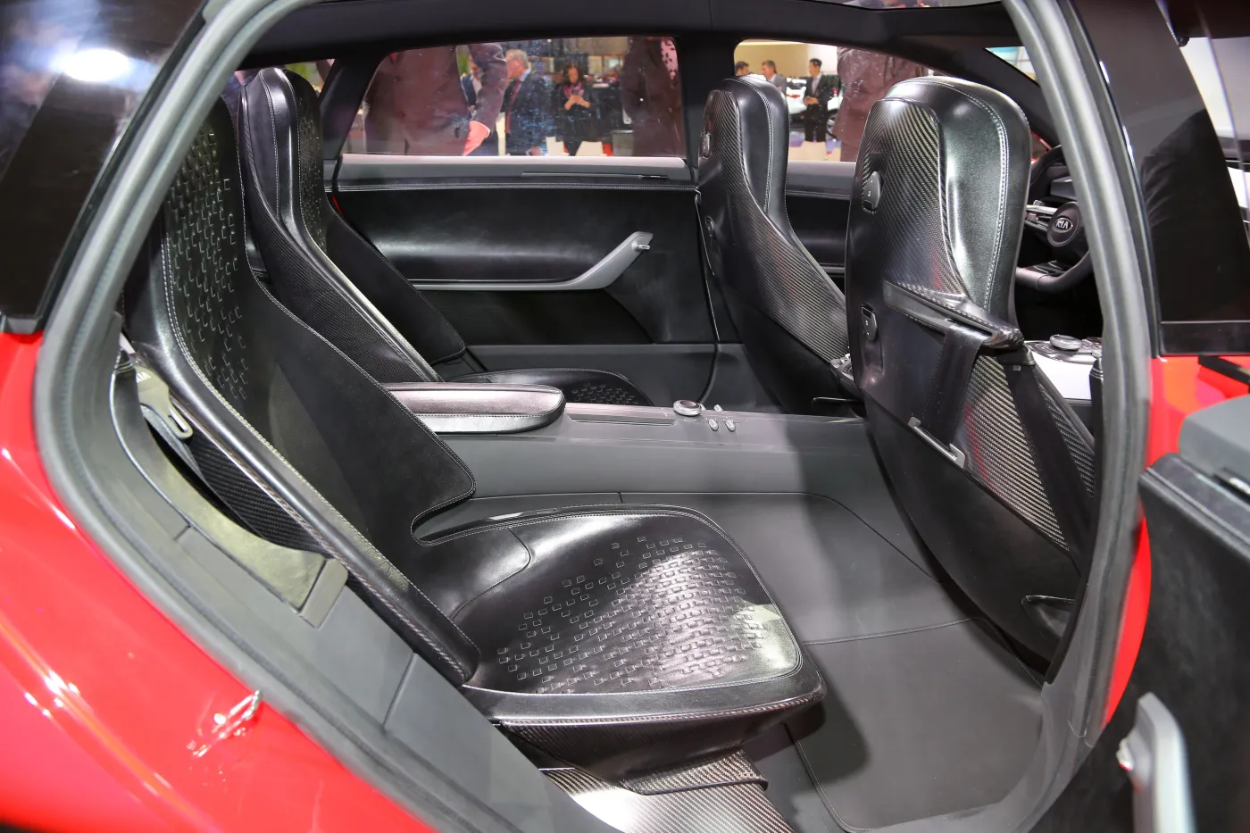 7560660-kia-sportspace.jpg