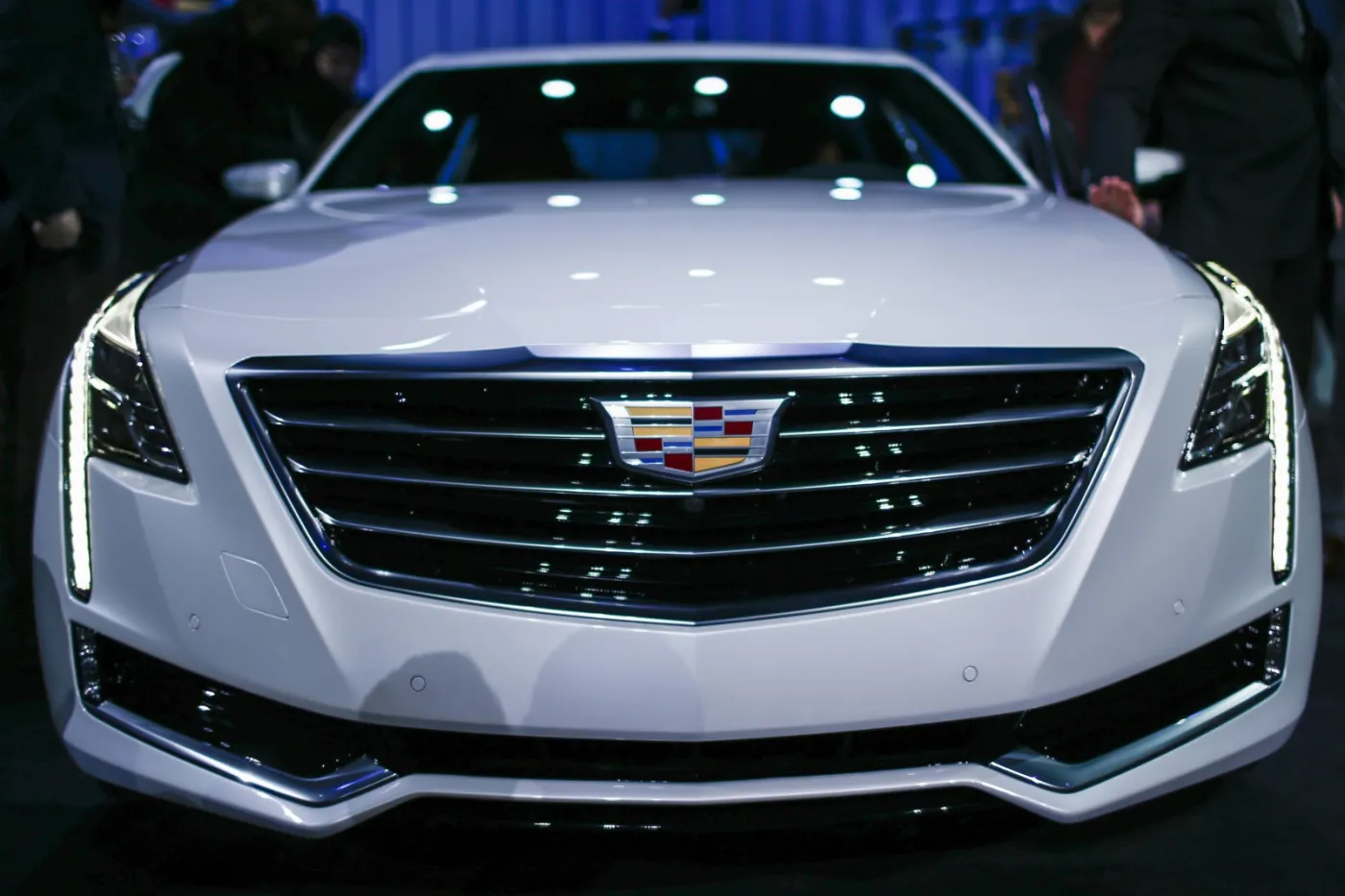 7609347-cadillac-ct6.jpg