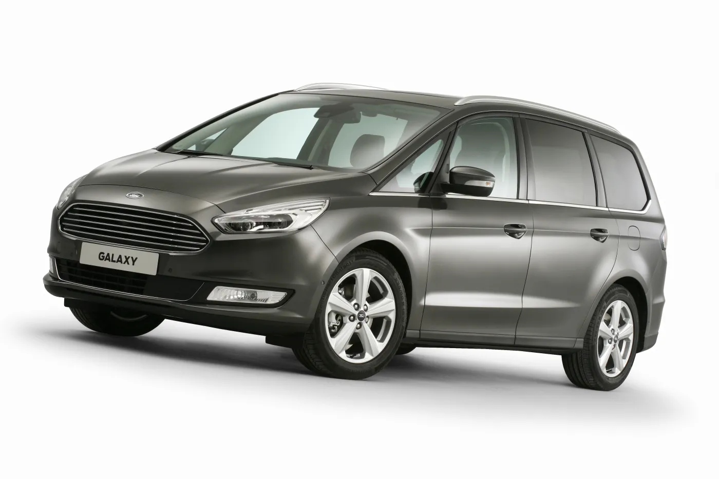 7626495-ford-galaxy.jpg