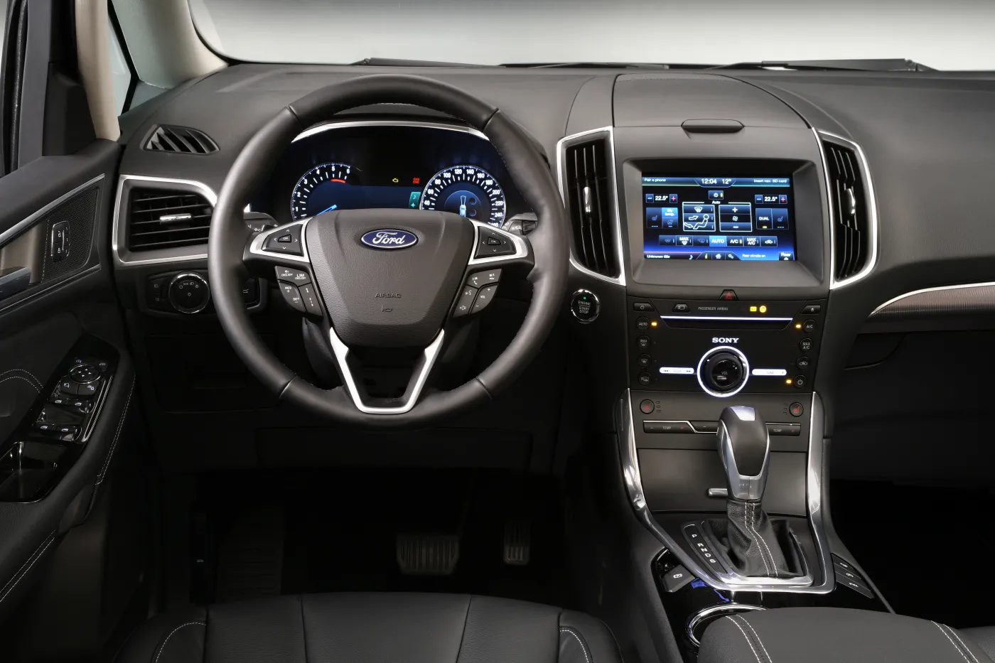 7626379-ford-galaxy.jpg