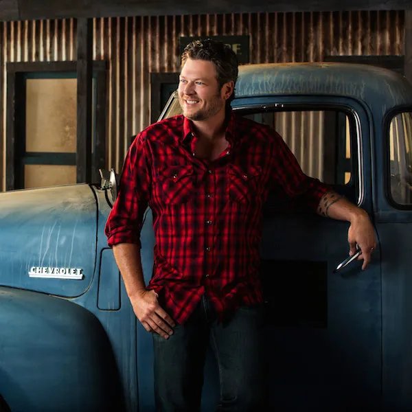 7086841-blake-shelton.png