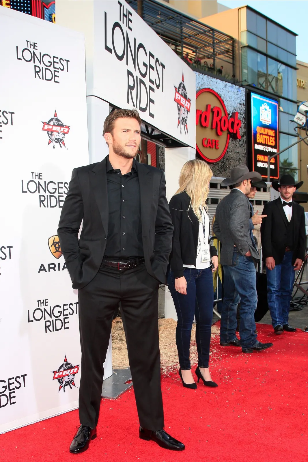 7629100-scott-eastwood.jpg
