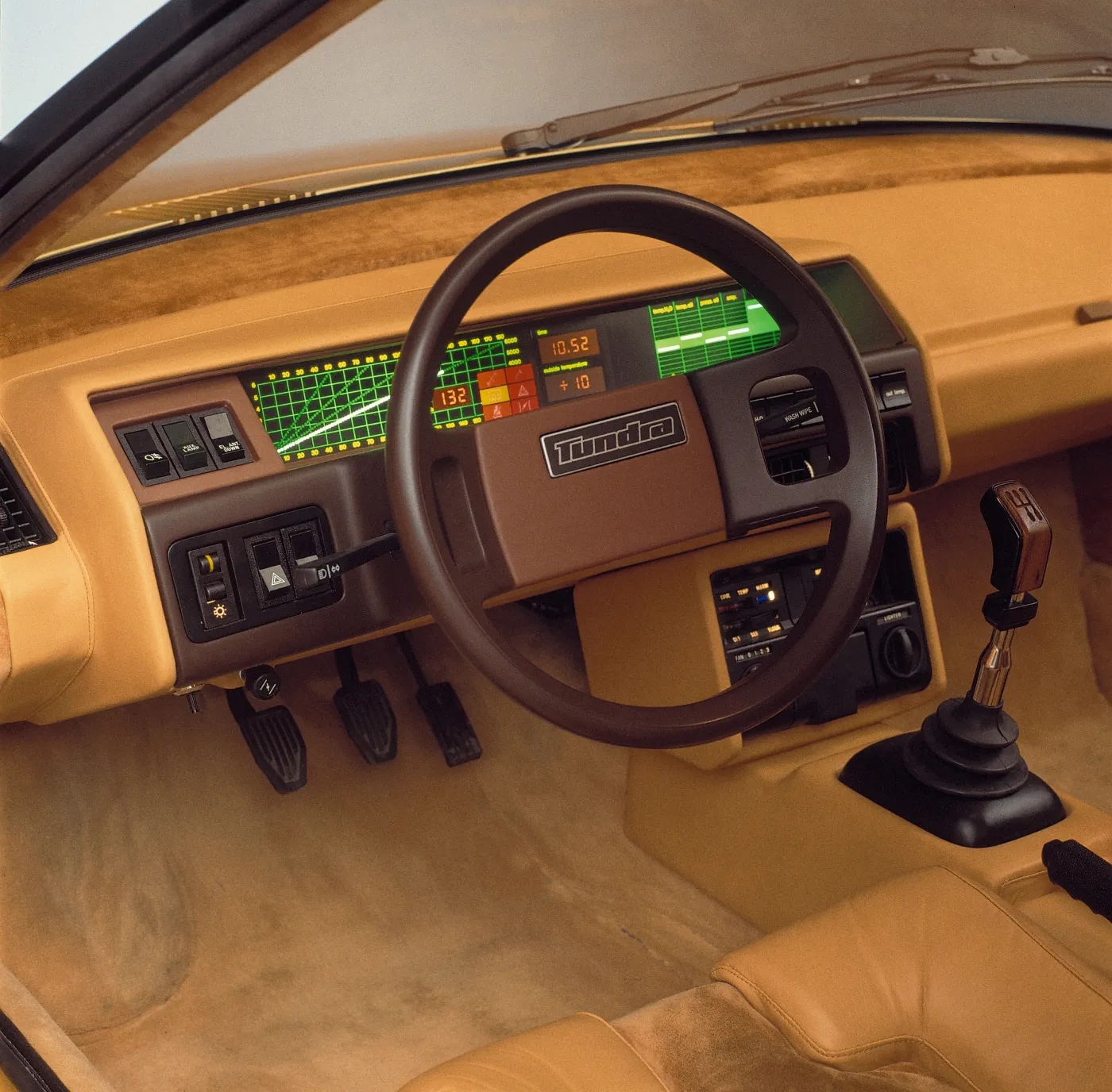 7630681-volvo-tundra.jpg