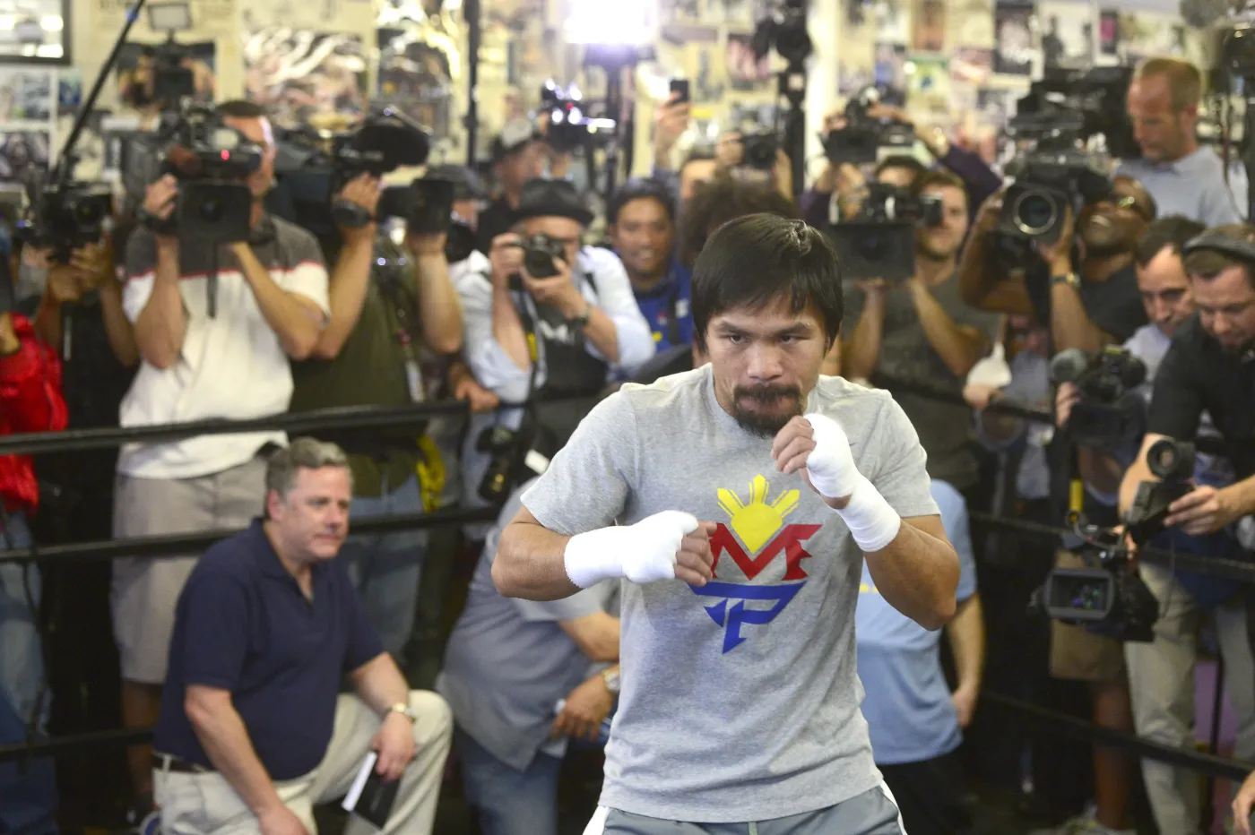 7660624-manny-pacquiao.jpg