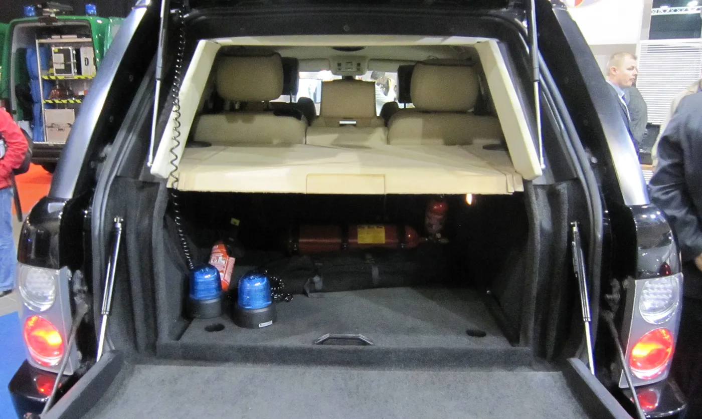 Samochód BOR - range rover