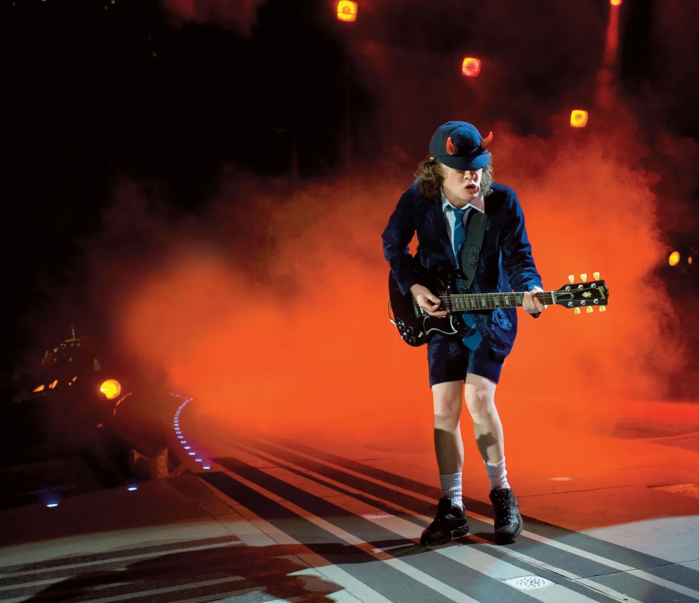 6867257-malcolm-young.jpg