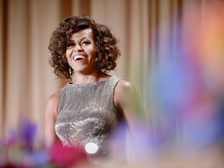 Ciało się wylało: Michelle Obama pokazała więcej, niż powinna