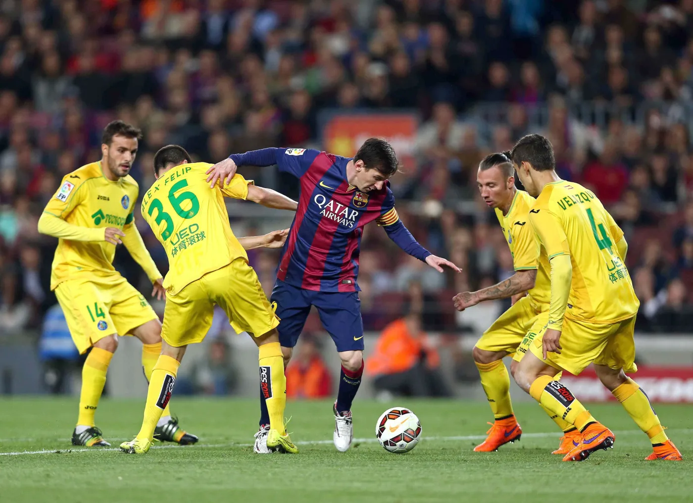 Liga hiszpańska: Barcelona - Getafe 6:0. Zobacz gole Messiego, Suareza Neymara i Xaviego