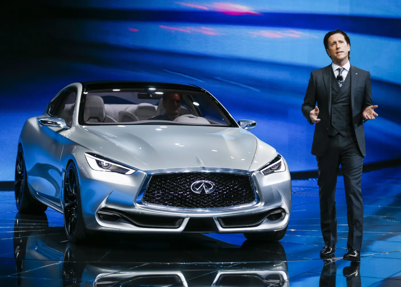 7301890-infiniti-q60.jpg