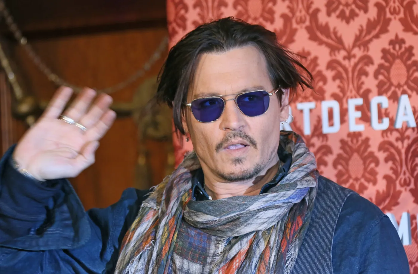 Johnny Depp znów nie w formie? [ZDJĘCIA]