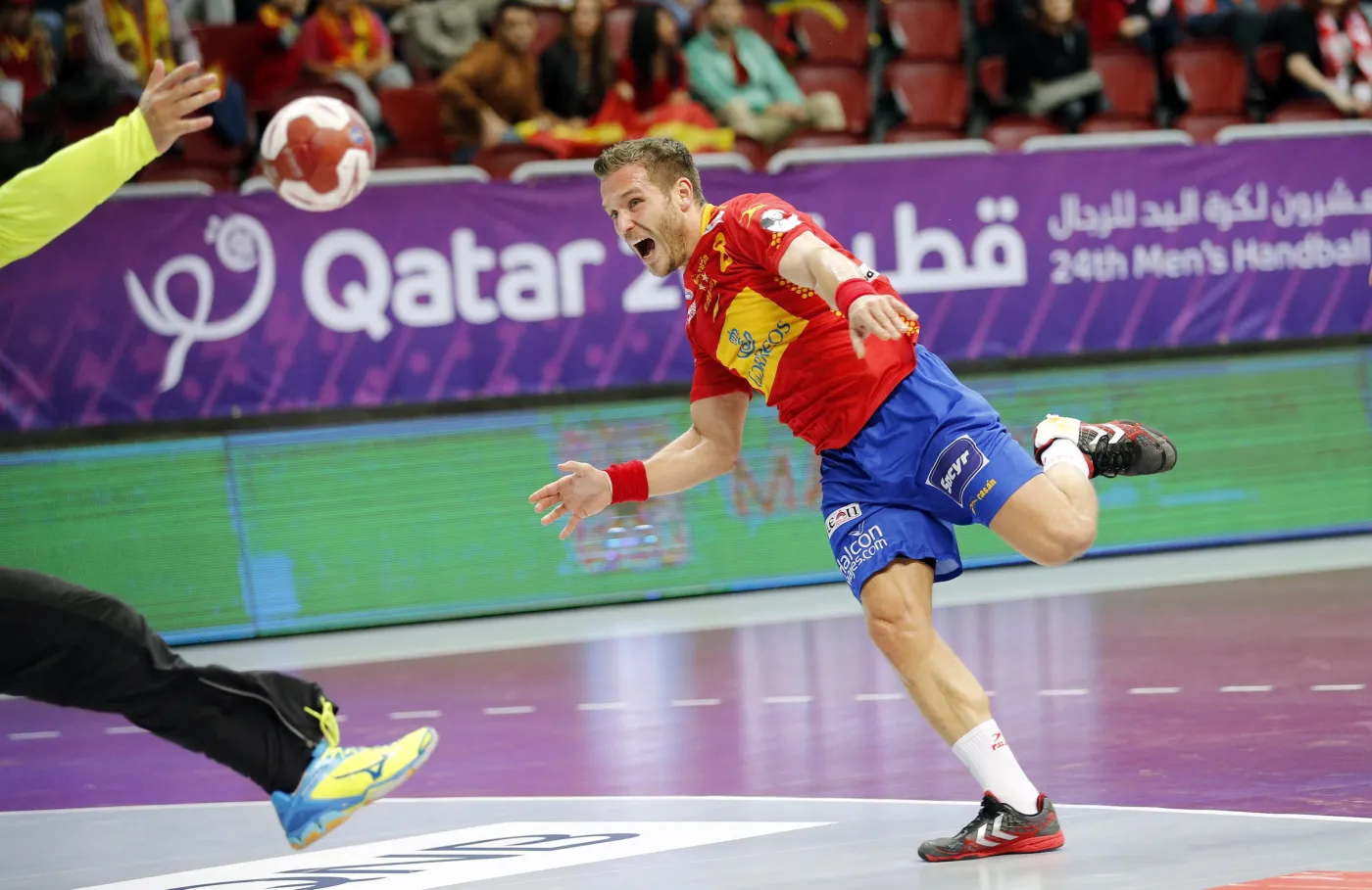7320729-victor-tomas.jpg