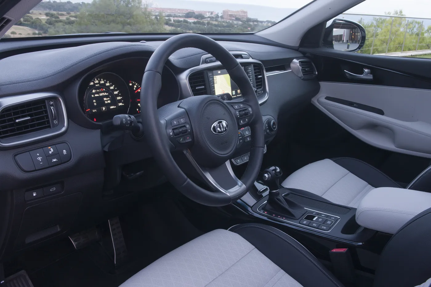 7329426-kia-sorento.jpg