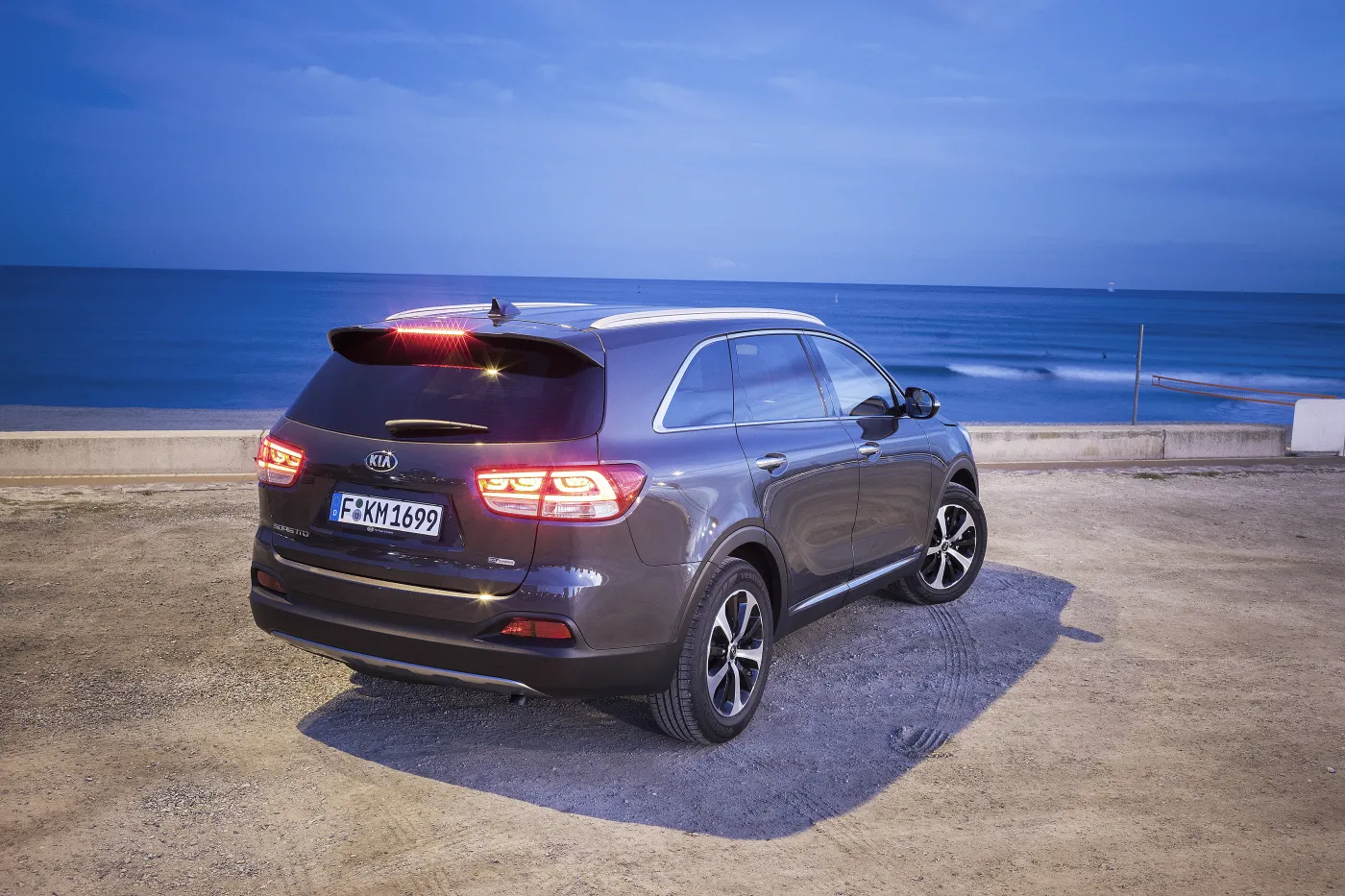 7329484-kia-sorento.jpg
