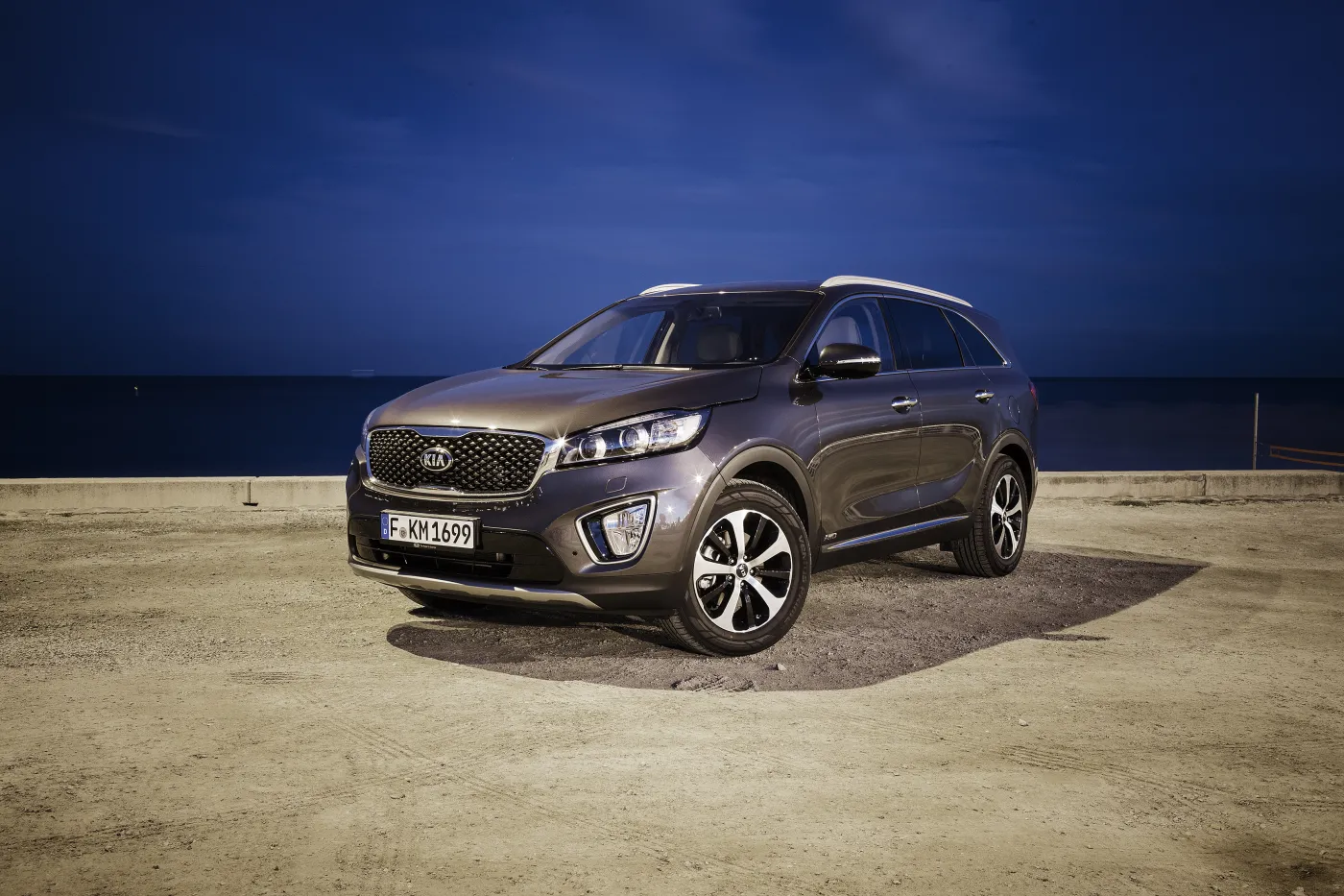 7329513-kia-sorento.jpg