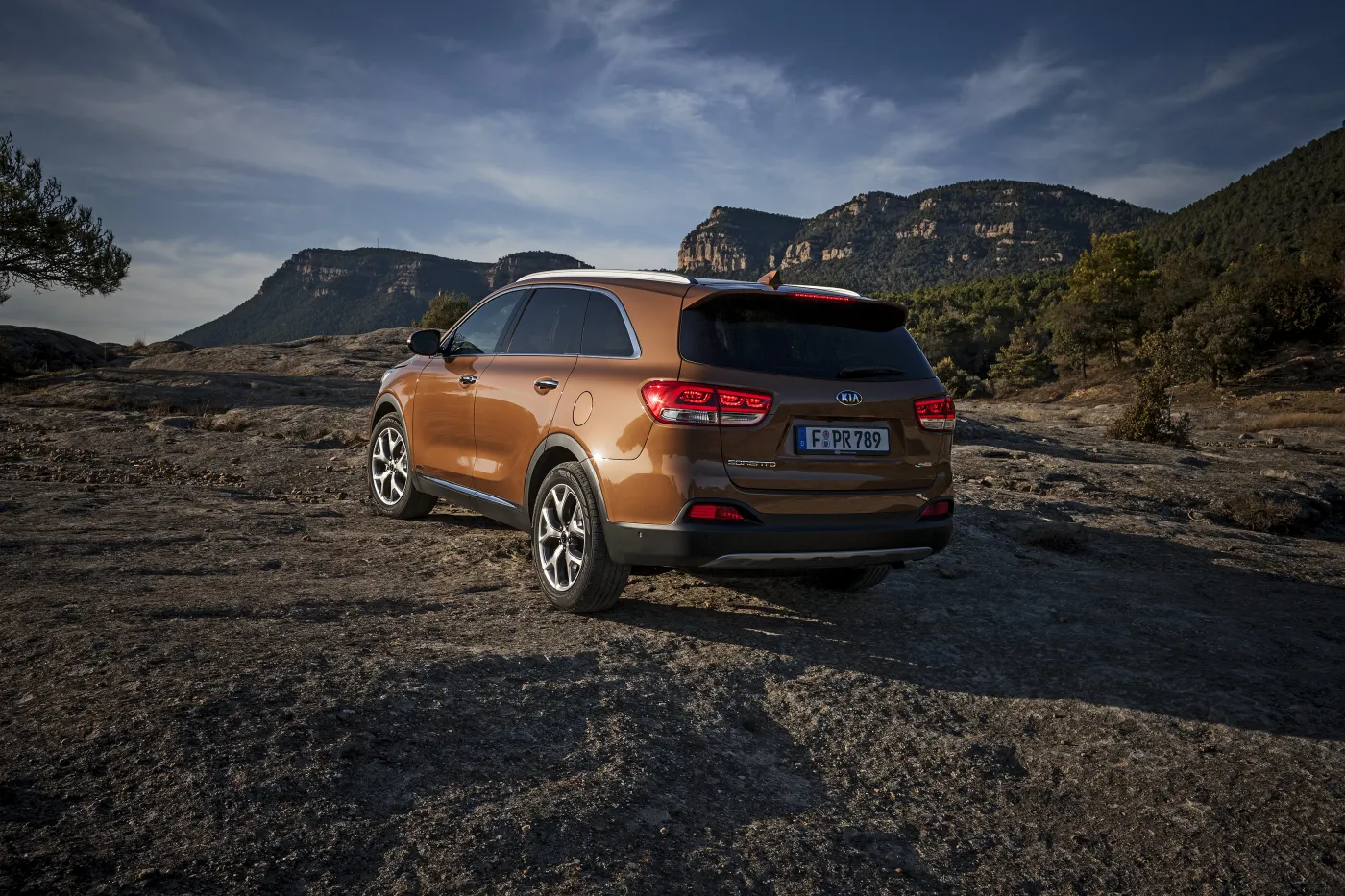 7330151-kia-sorento.jpg