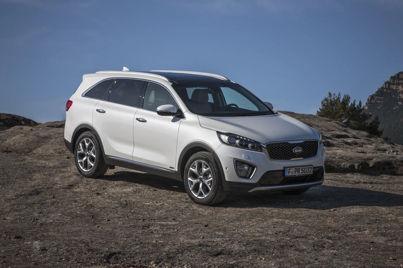 7330180-kia-sorento.jpg
