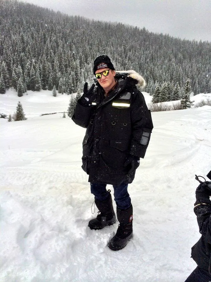 7340777-hateful-eight.jpg