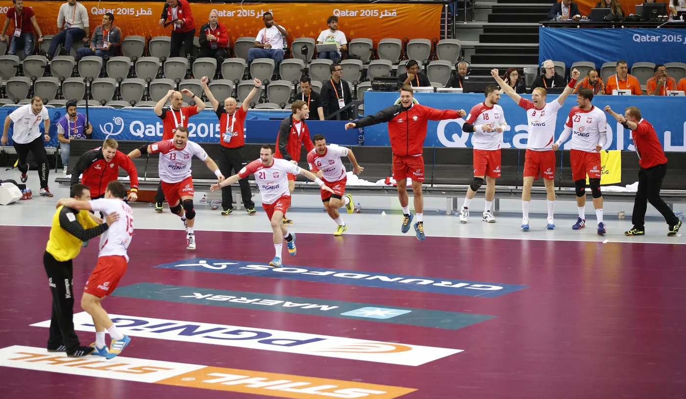 7356759-radosc-polakow.jpg