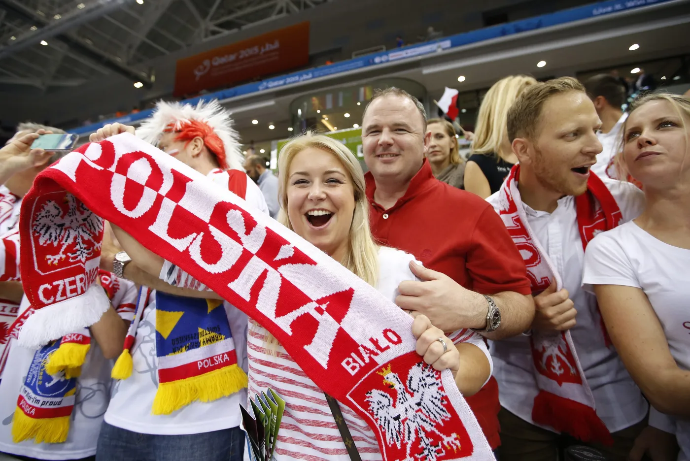7356930-polscy-kibice.jpg